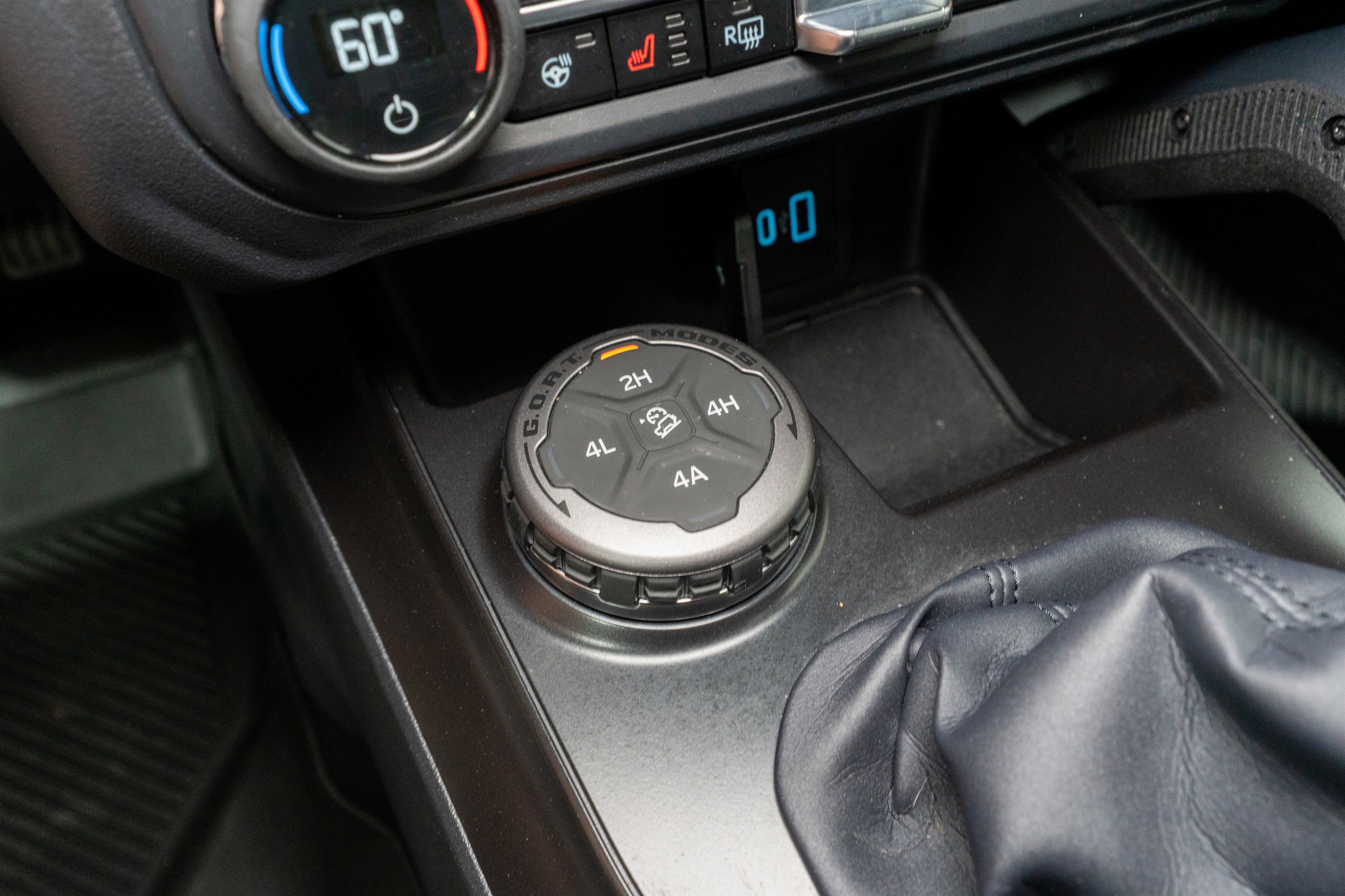 Used 2025 Ford Bronco Badlands image 23