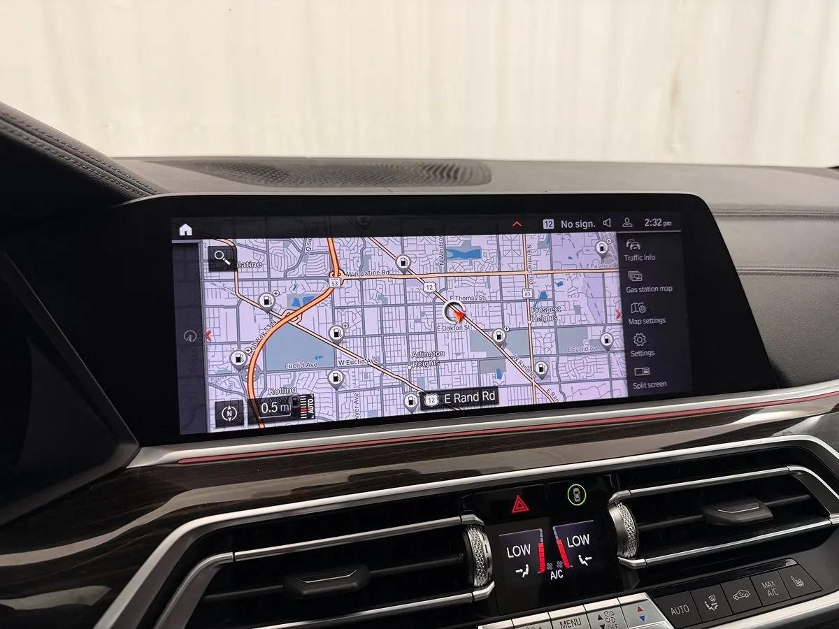 Used 2020 BMW X5 M50i AWD/4WD image 27