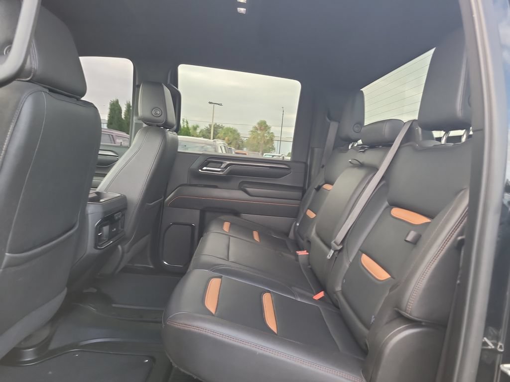 Used 2024 GMC Sierra 2500 AT4 AWD/4WD image 13