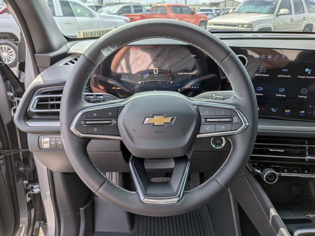 New 2026 Chevrolet Traverse LT w/ Sun and Wheel Package image 24
