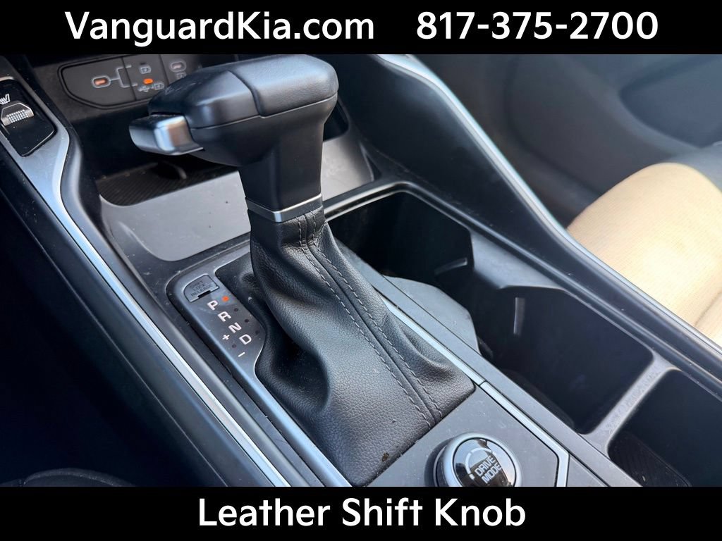 Certified 2025 Kia Sorento S w/ Panoramic Sunroof Package FWD image 23