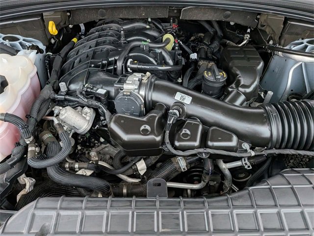 Certified 2024 Jeep Grand Cherokee L Laredo image 31