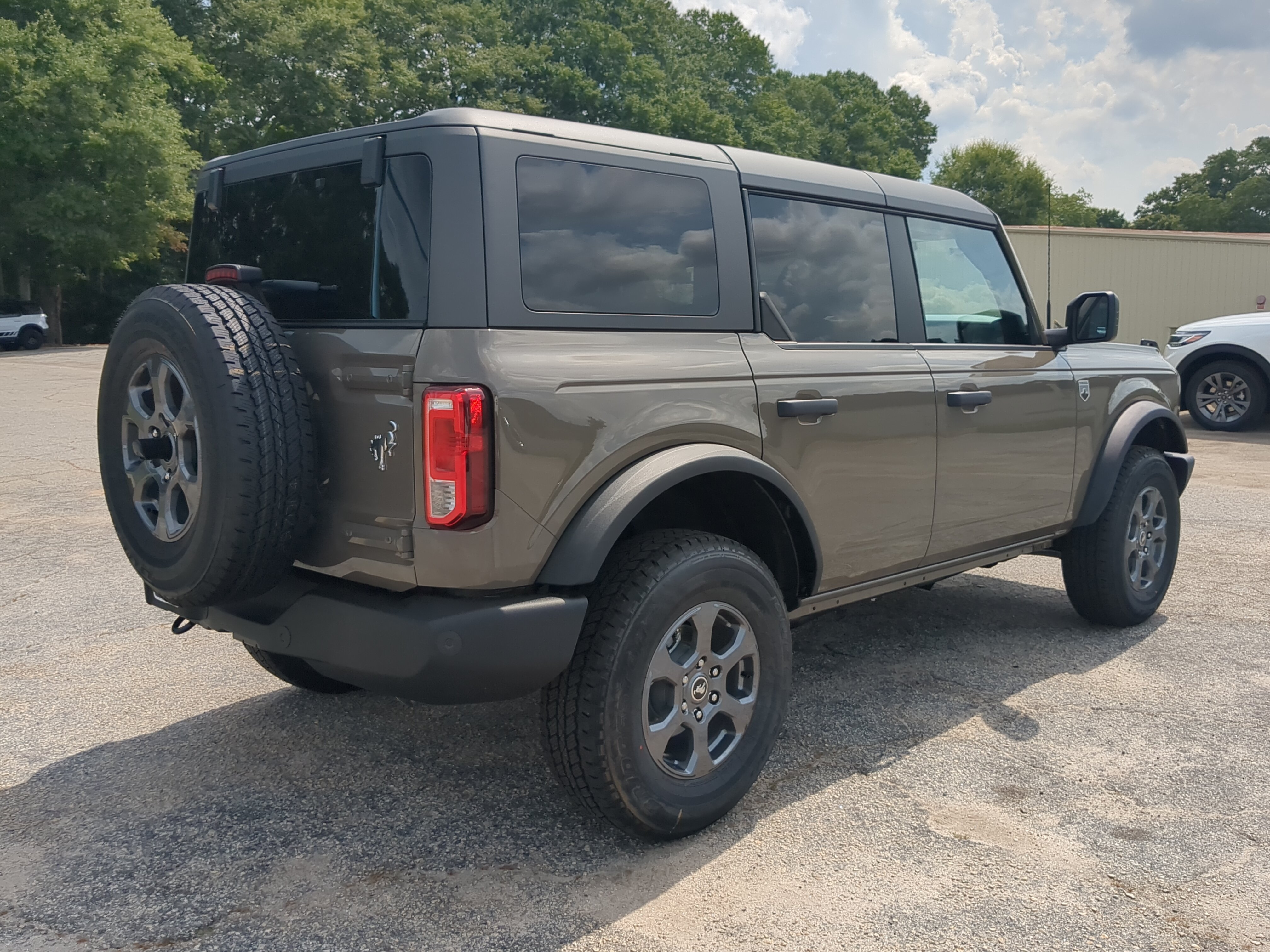 New 2026 Ford Bronco Big Bend AWD/4WD image 3