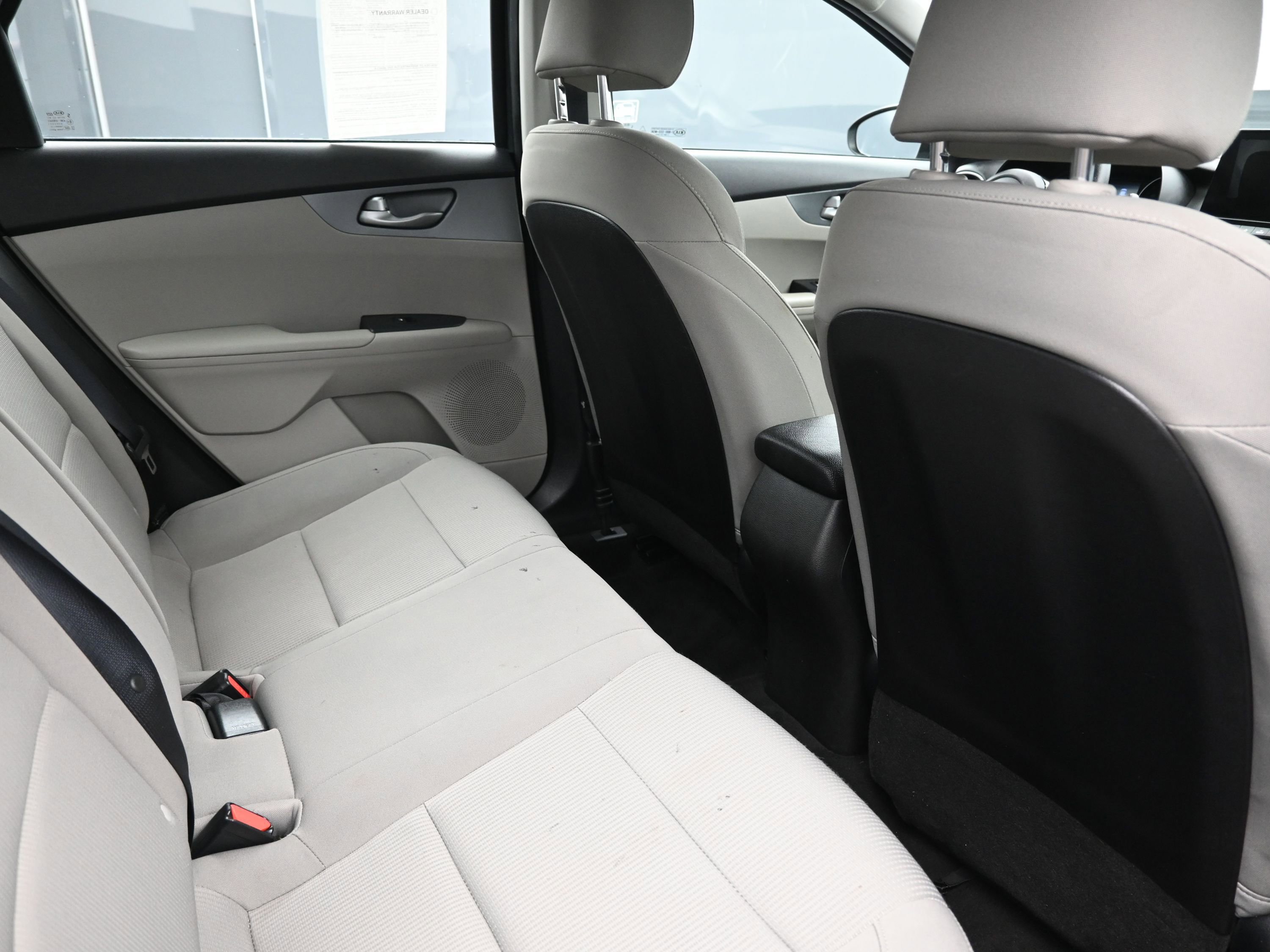Used 2020 Kia Forte LXS FWD image 24