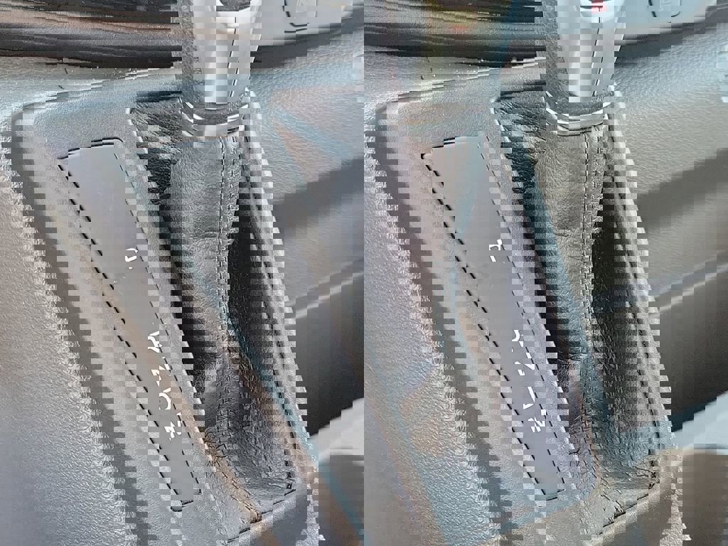 Used 2024 Ford Transit 350 XLT image 33