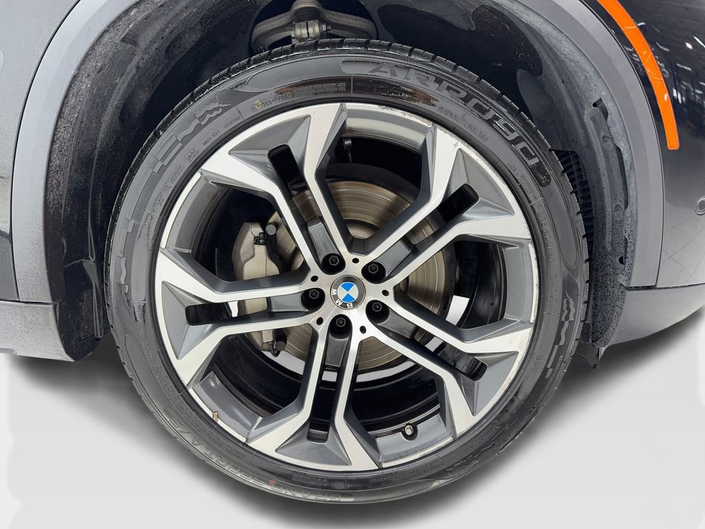 Used 2023 BMW X5 sDrive40i w/ Parking Assistance Package image 44