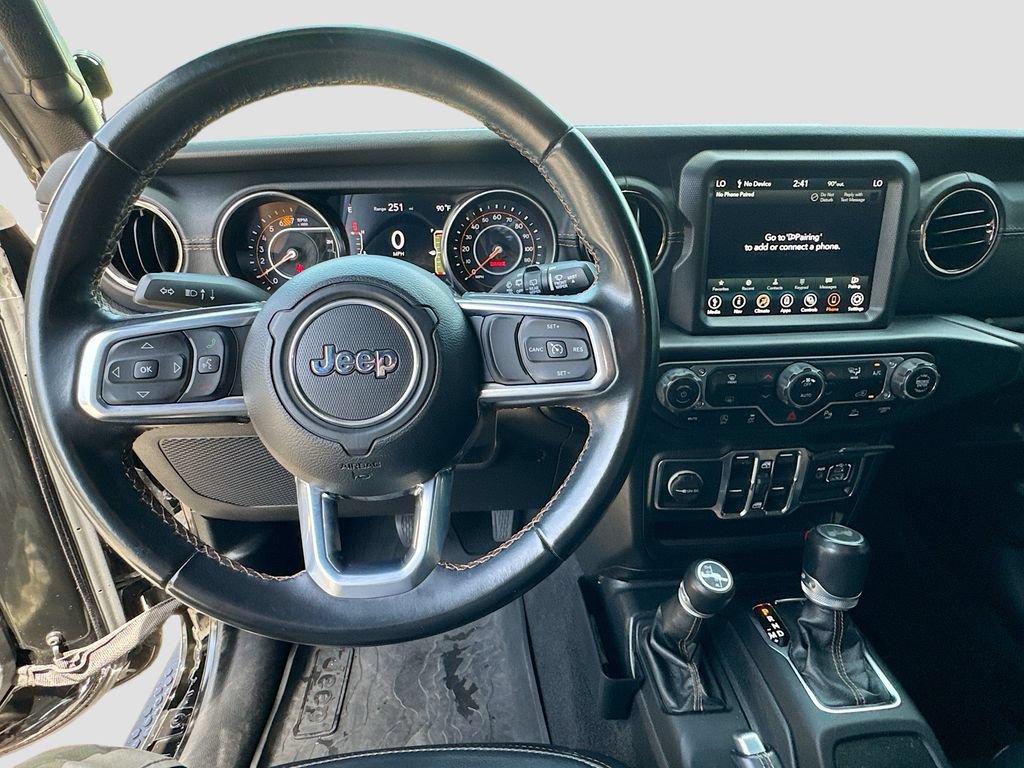Used 2021 Jeep Wrangler Unlimited Sahara AWD/4WD image 12