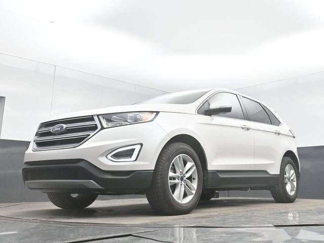 Used 2017 Ford Edge SEL w/ Equipment Group 201A AWD/4WD image 32