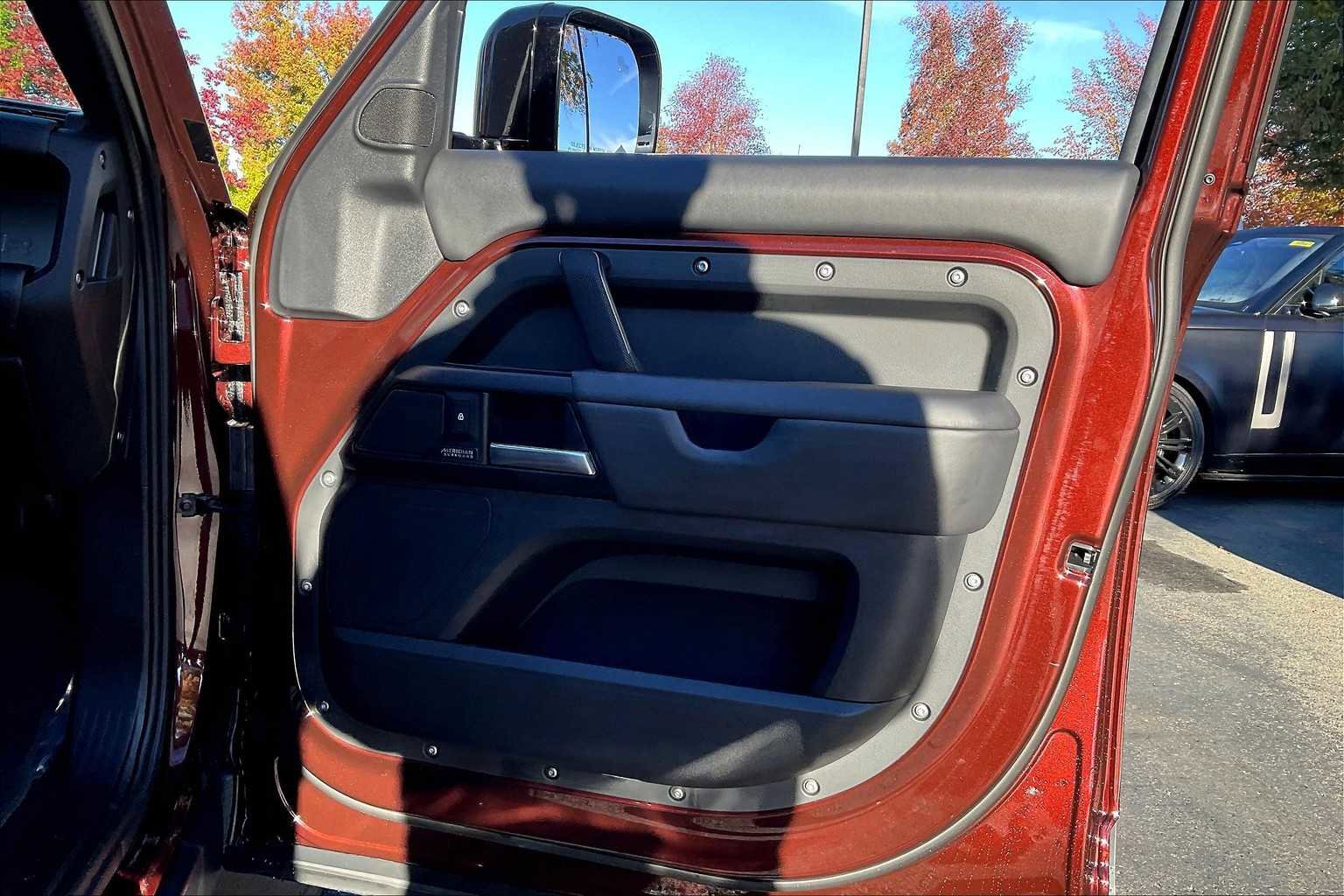 Used 2025 Land Rover Defender 110 Sedona Red Edition image 27