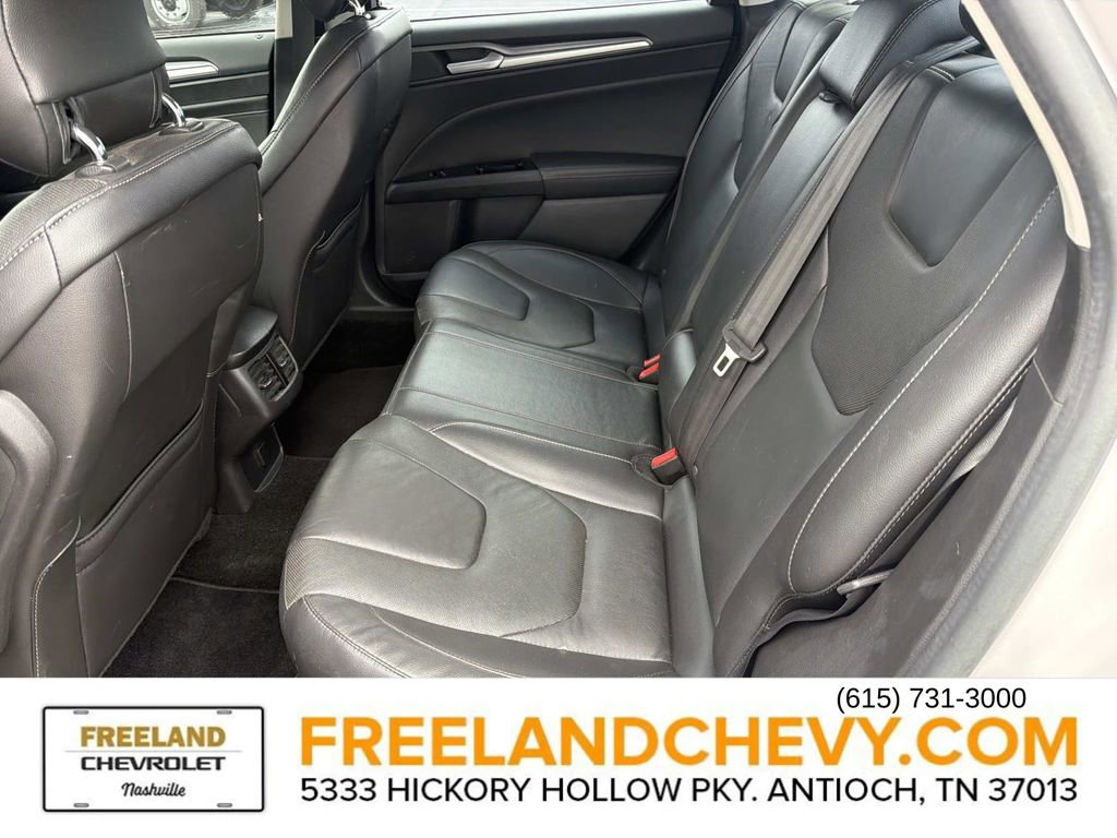 Used 2015 Ford Fusion Titanium image 17