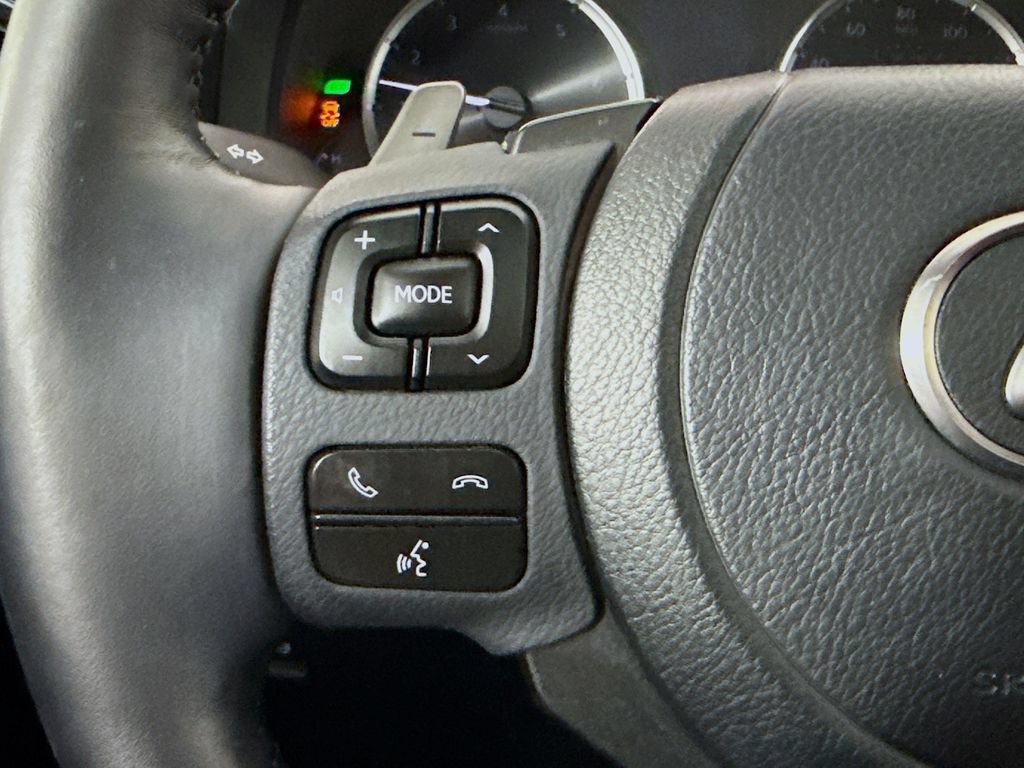 Used 2023 Lexus IS 300 w/ Comfort Package RWD image 11