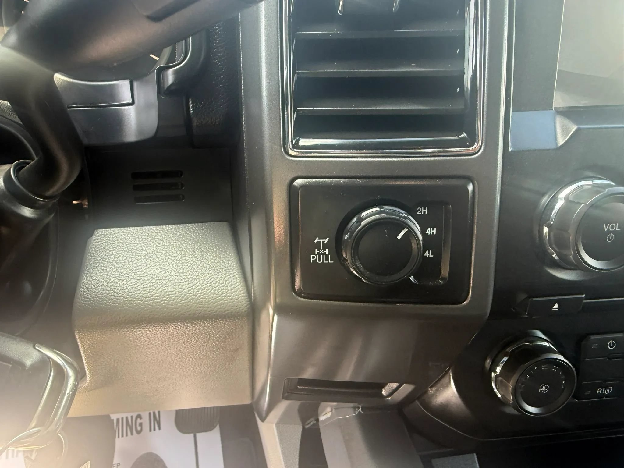 Used 2018 Ford F150 XLT w/ Equipment Group 301A Mid AWD/4WD image 11