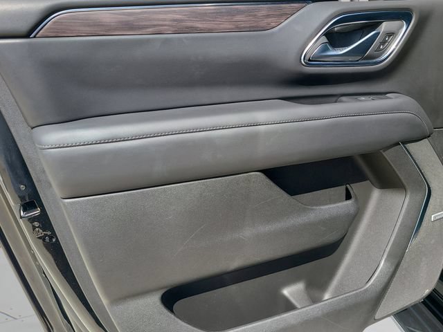 Used 2024 Chevrolet Suburban LT AWD/4WD image 21