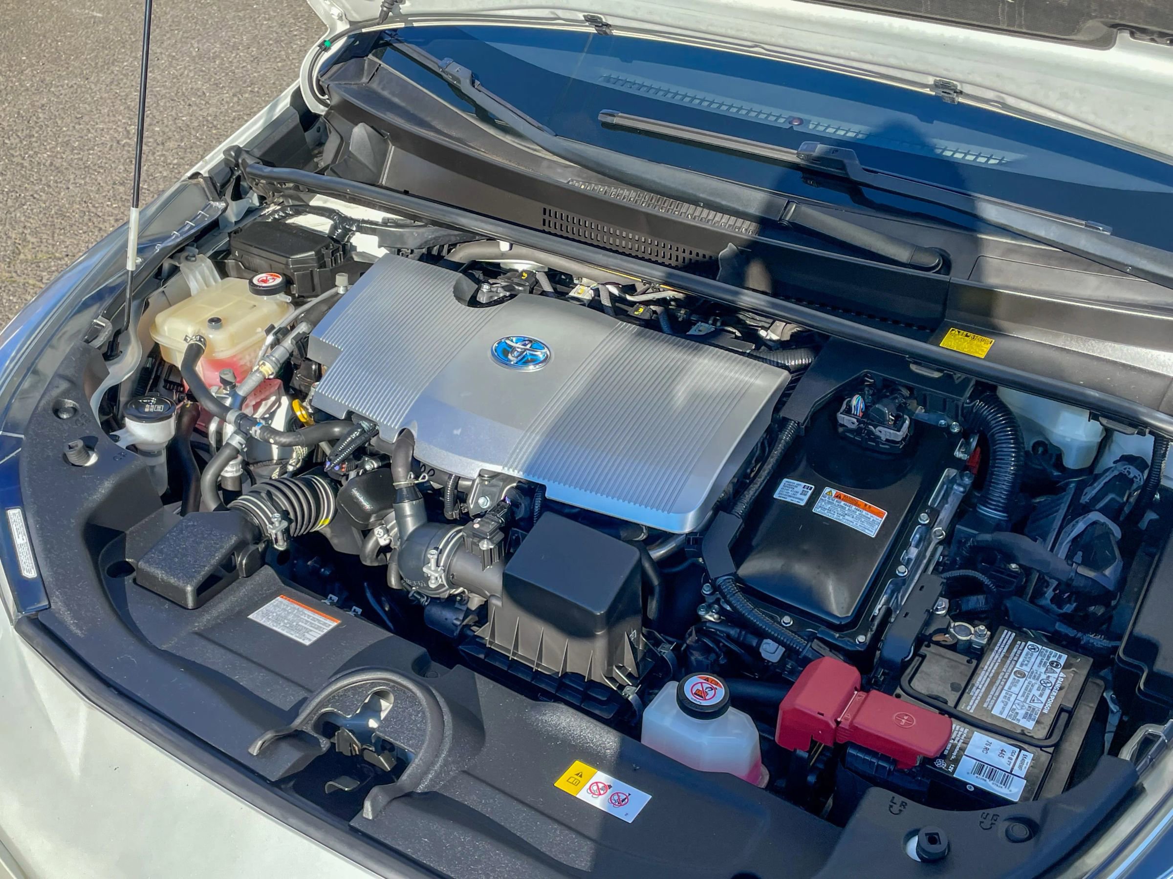 Used 2017 Toyota Prius Two w/ Carpet Mat Package image 41