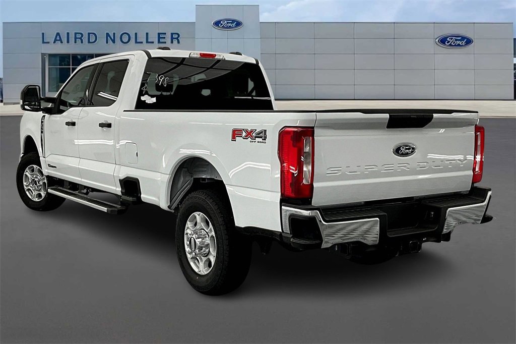 New 2026 Ford F350 XLT image 3