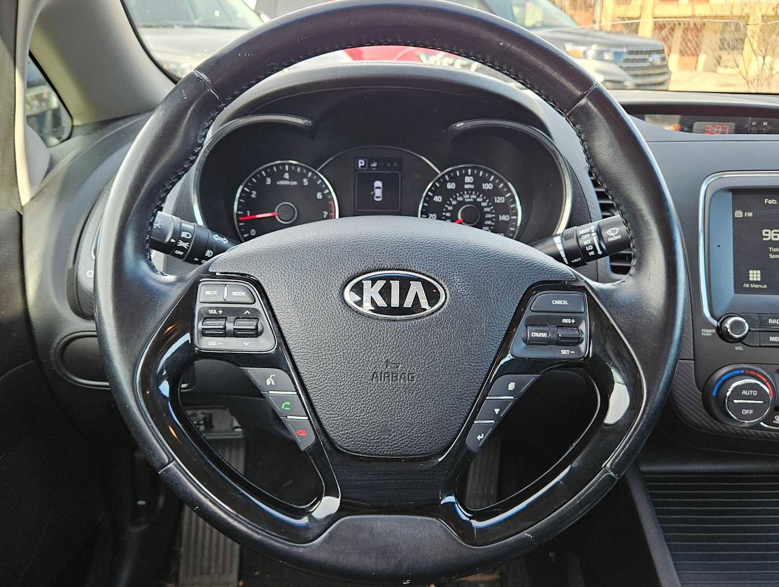 Used 2017 Kia Forte EX image 22