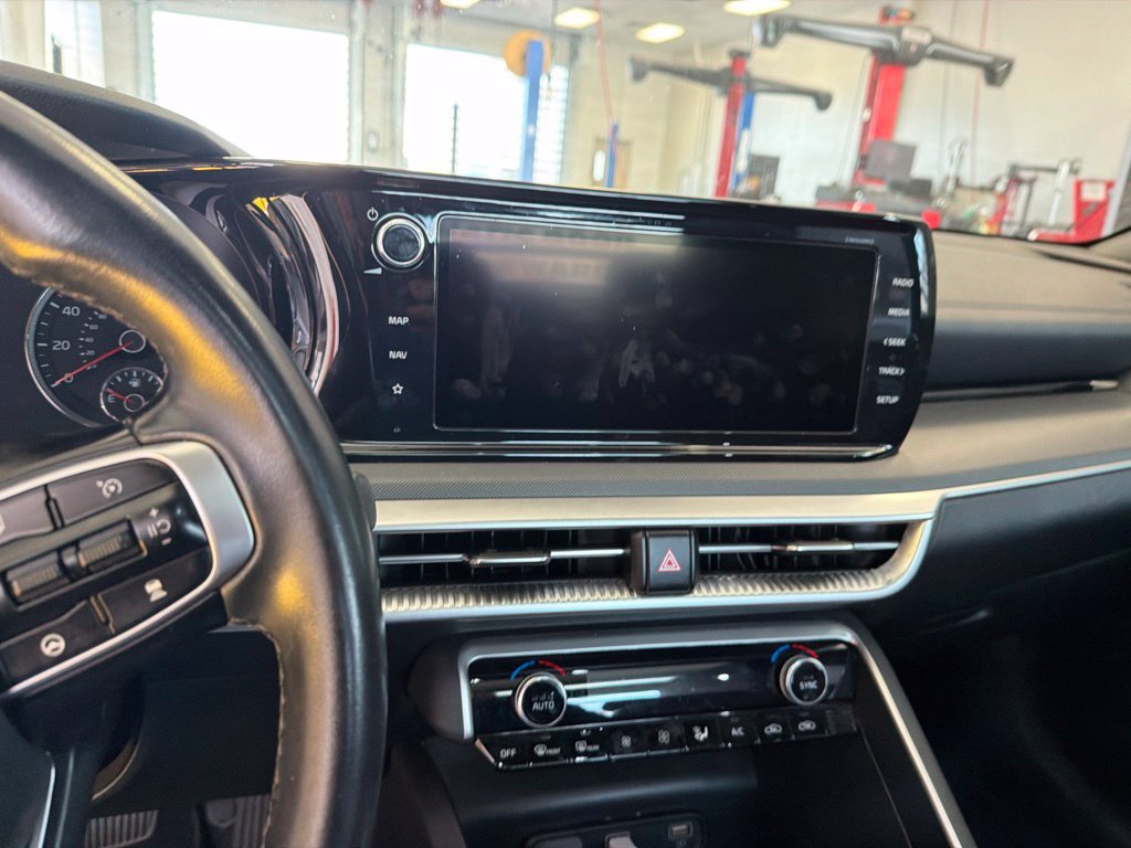 Used 2022 Kia K5 GT-Line w/ GT-Line FWD Premium Package image 3