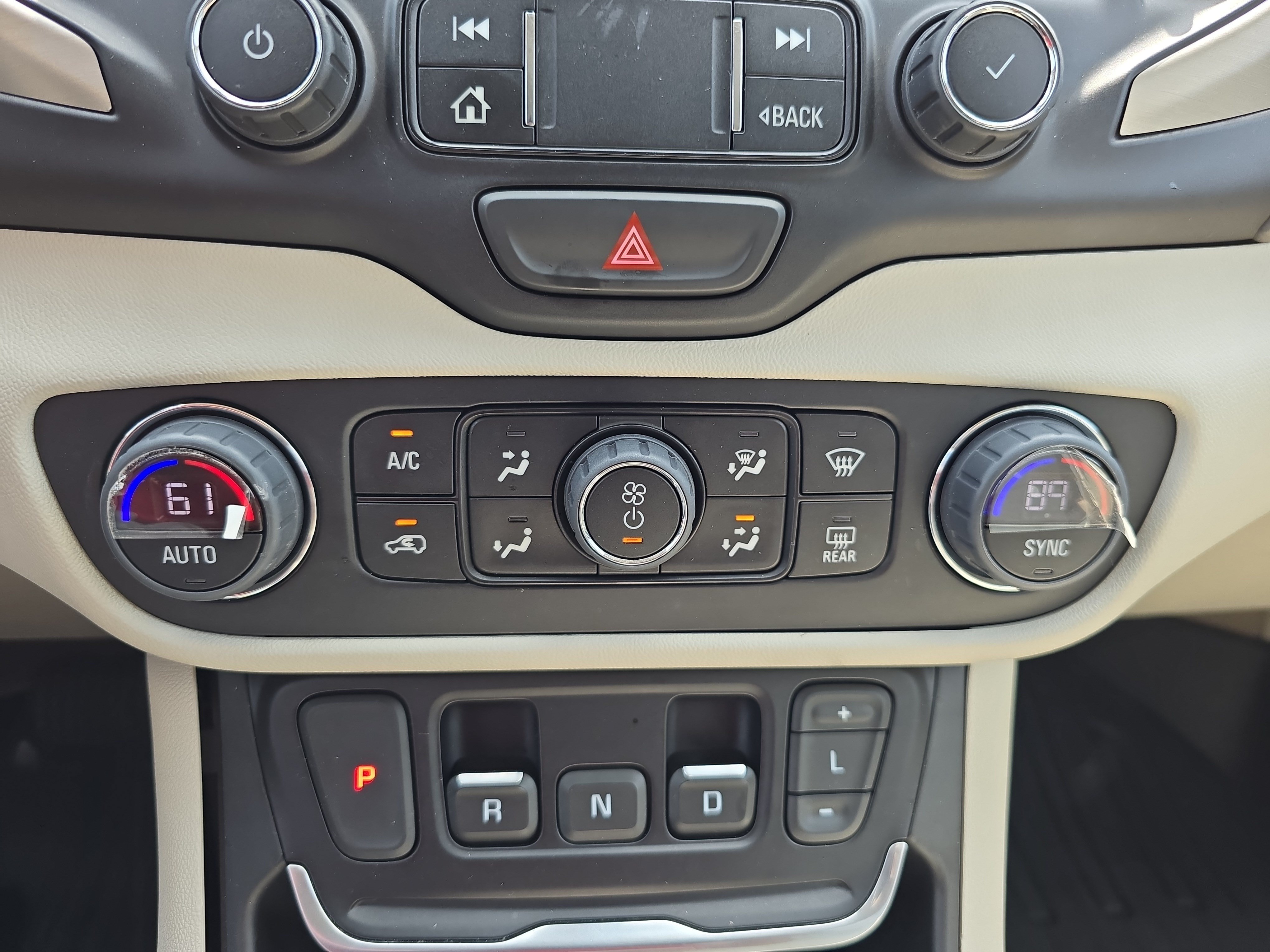 Used 2020 GMC Terrain Denali w/ Denali Premium Package FWD image 20