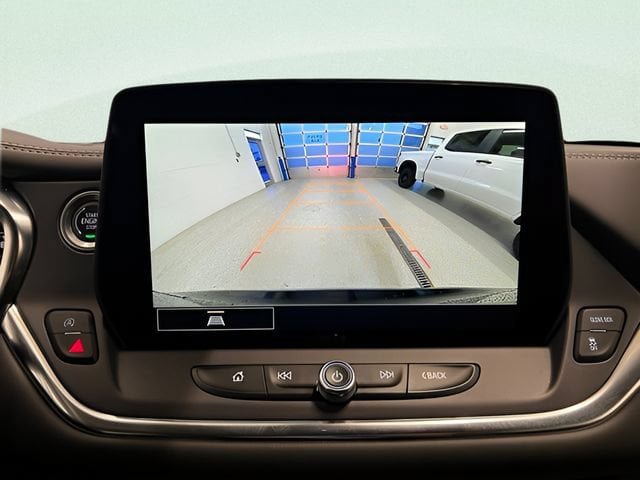 Certified 2025 Chevrolet Blazer LT FWD image 20