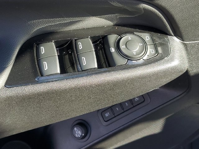 Certified 2024 Chevrolet Equinox Premier FWD image 16