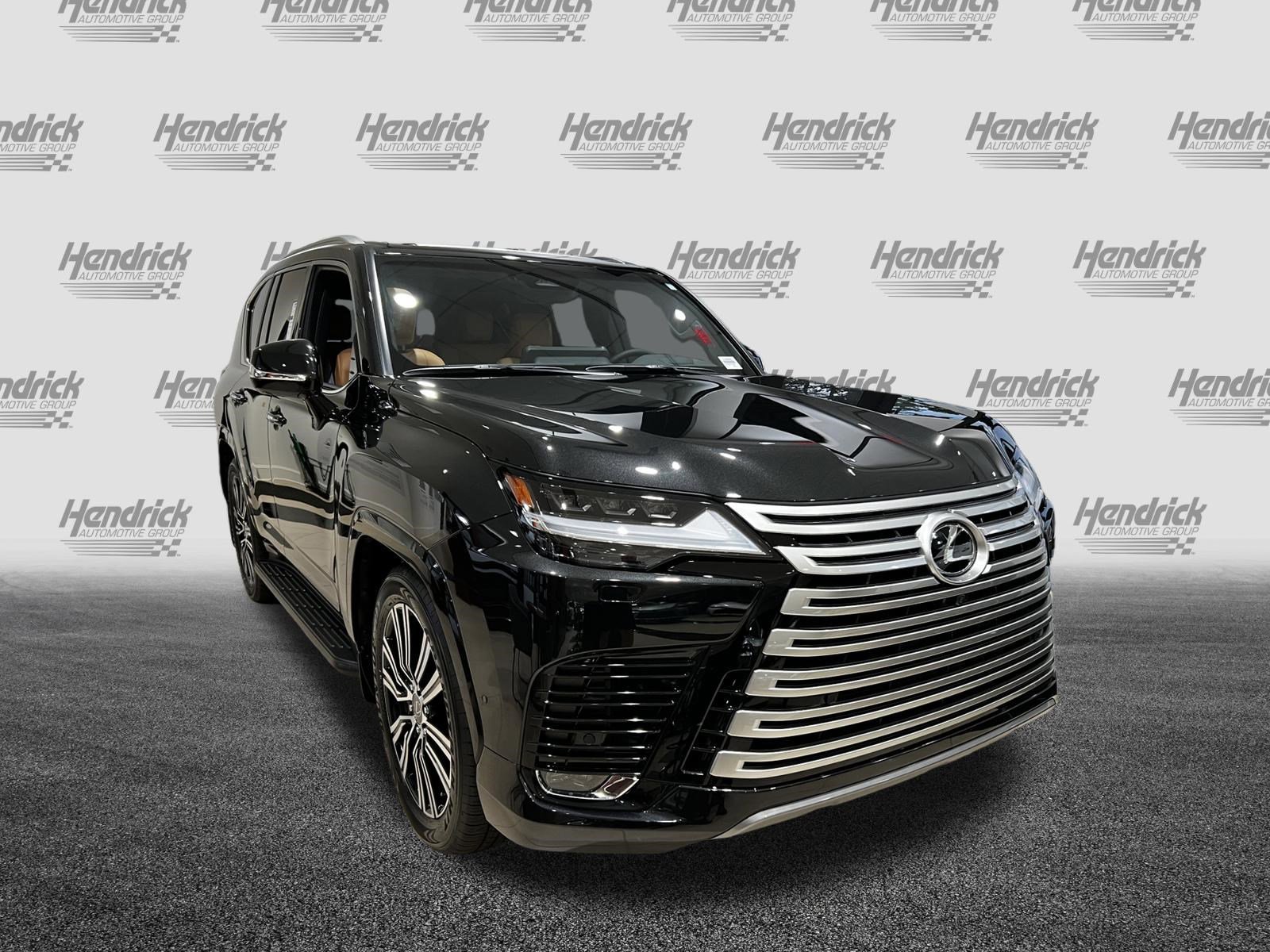 New 2026 Lexus LX 700h Luxury image 2