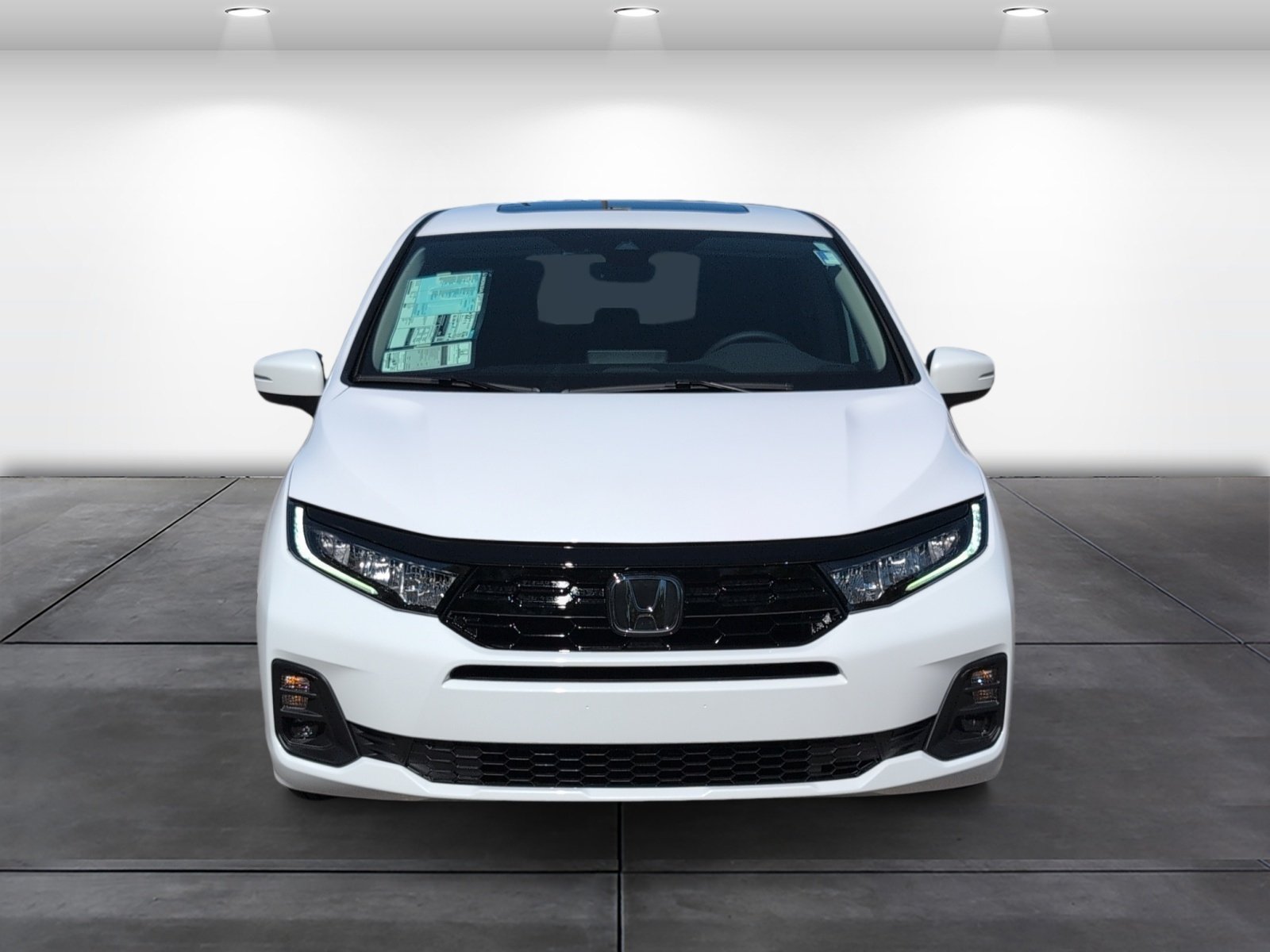 New 2027 Honda Odyssey Touring image 4