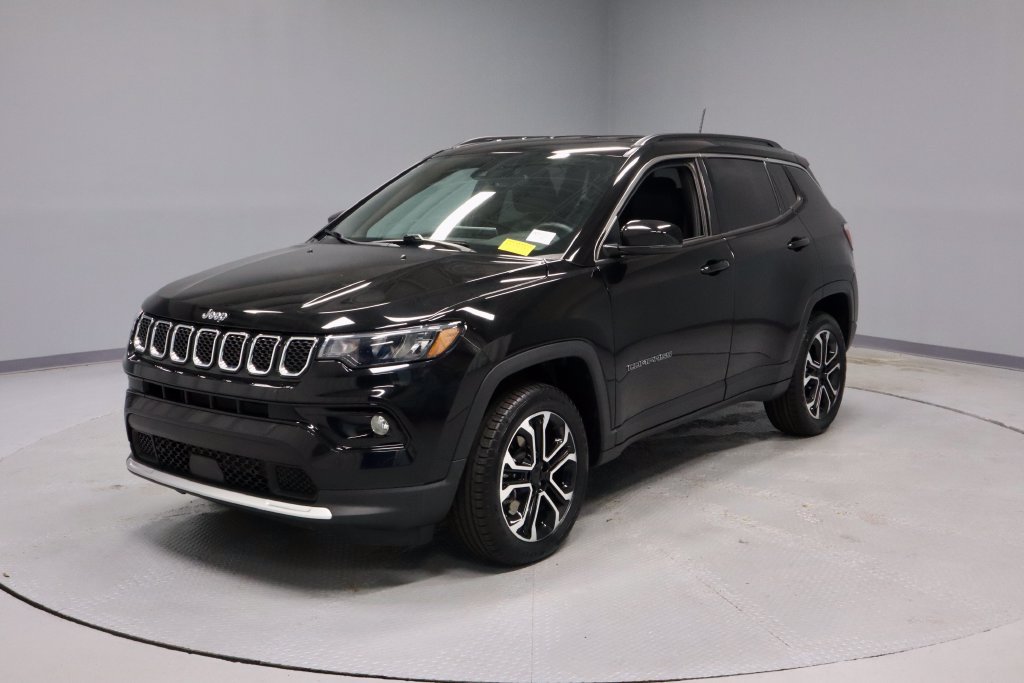 Used 2023 Jeep Compass Limited AWD/4WD image 6