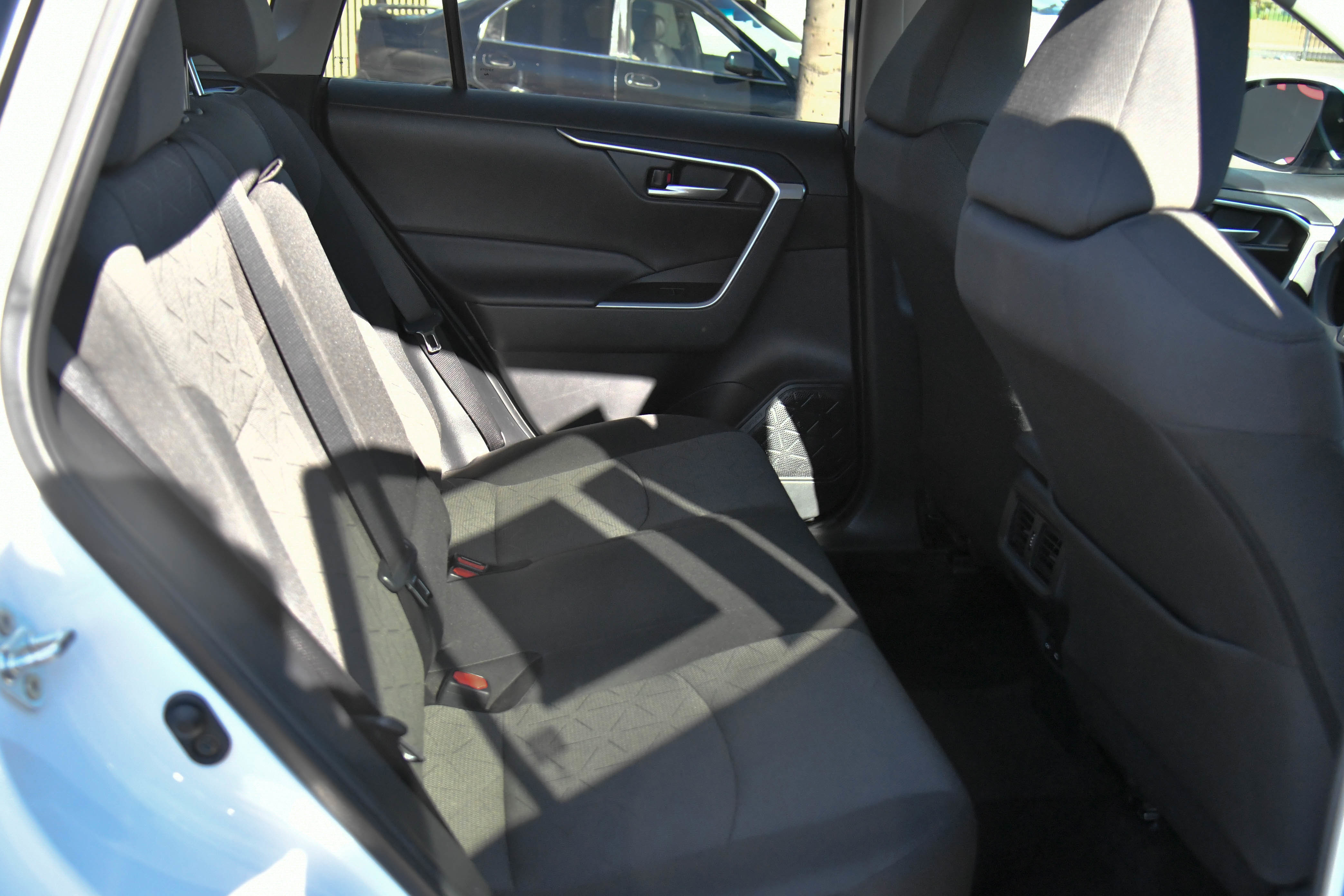 Used 2024 Toyota RAV4 XLE image 41