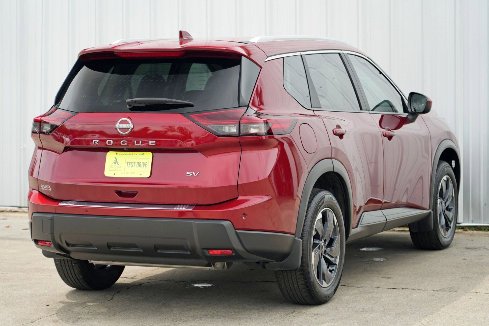 Used 2024 Nissan Rogue SV w/ SV Premium Package image 46