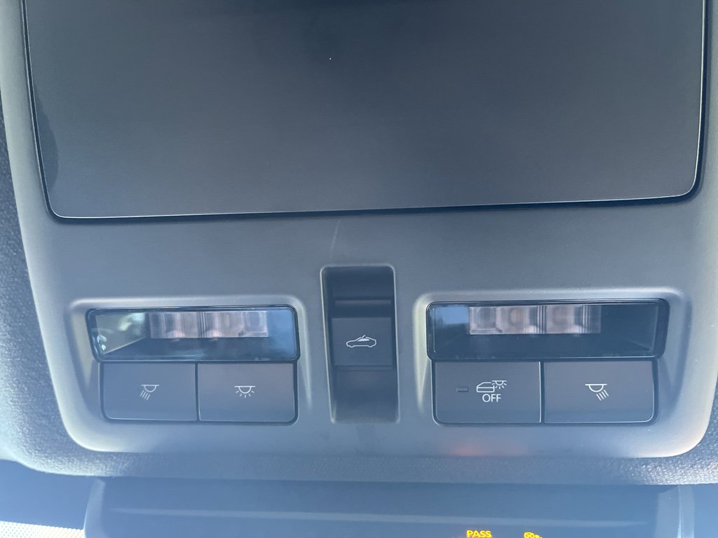 Certified 2025 MAZDA MAZDA3 Hatchback w/Premium Plus Pkg image 20