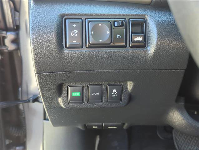 Used 2014 Nissan Sentra SV image 15
