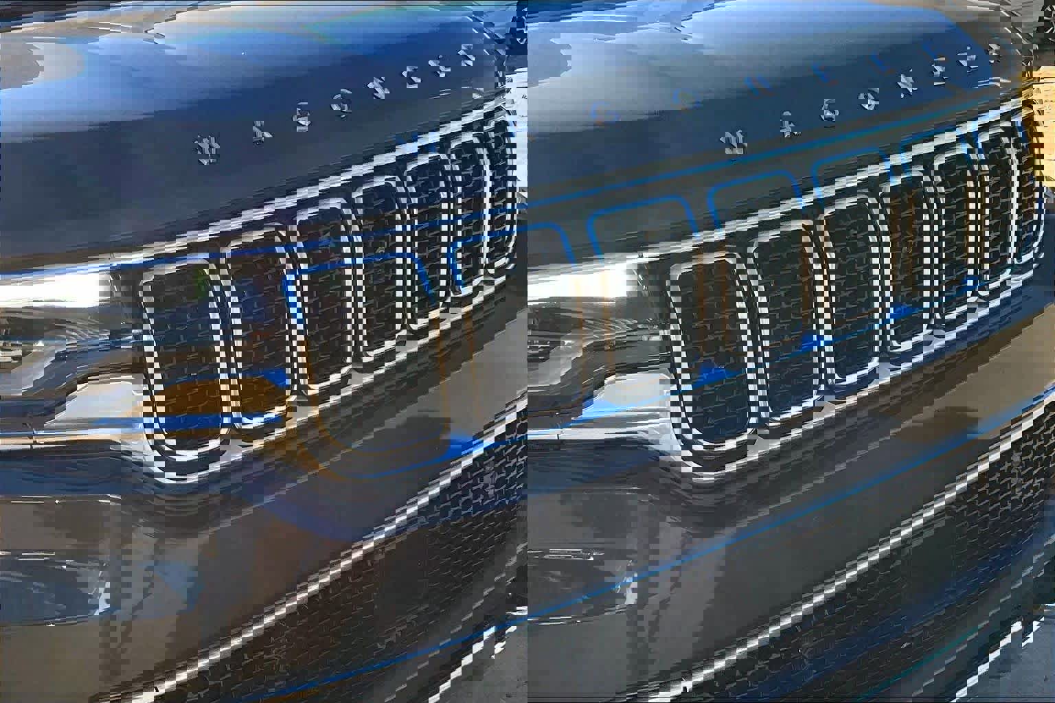 Used 2022 Jeep Wagoneer Series III w/ Premium Group I image 28