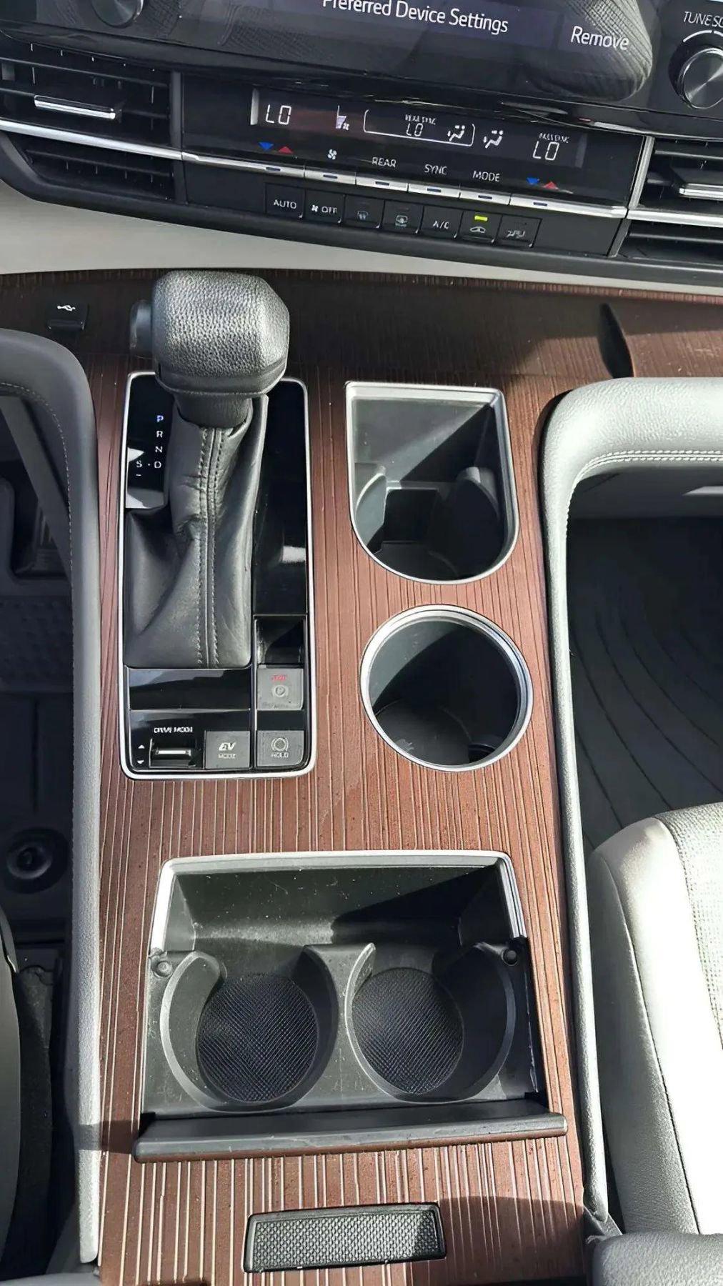 Used 2022 Toyota Sienna LE image 40