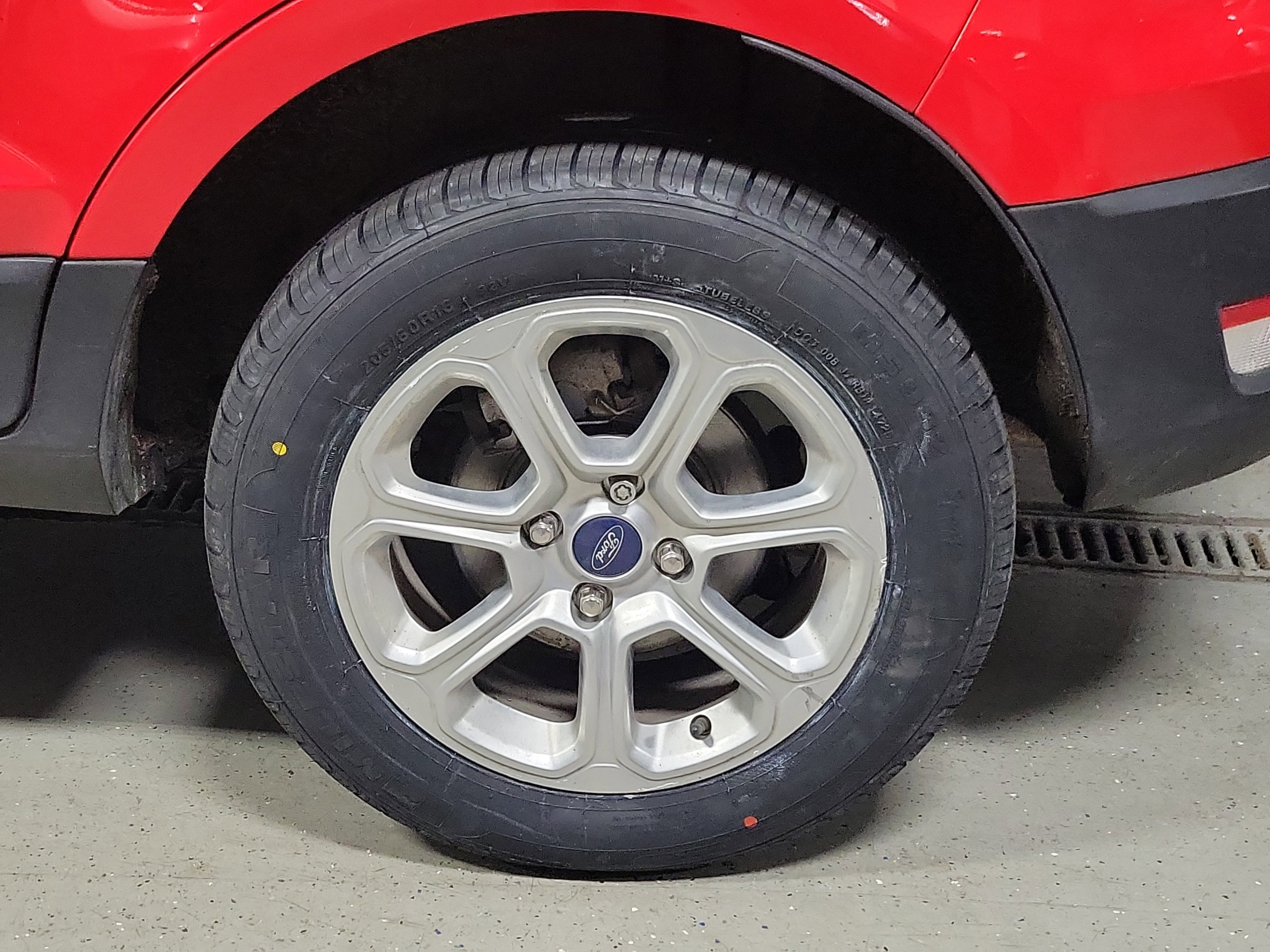 Used 2019 Ford EcoSport SE image 6