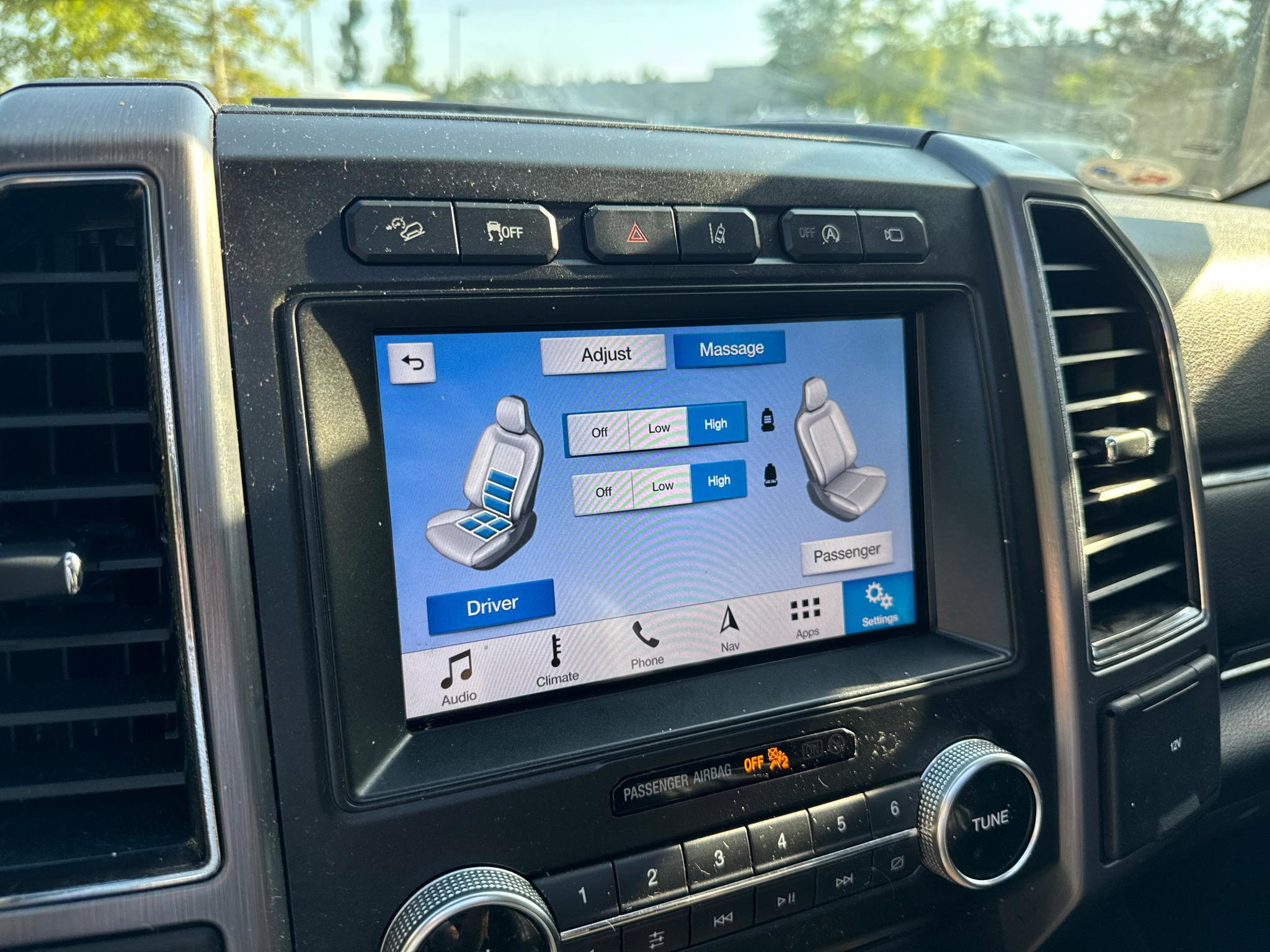 Used 2018 Ford Expedition Platinum AWD/4WD image 10