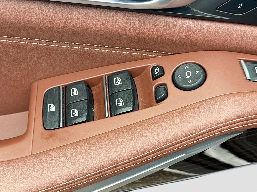 Used 2023 BMW X5 xDrive40i w/ Premium Package AWD/4WD image 19