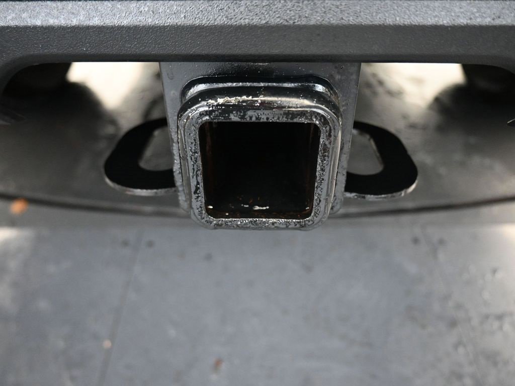 Used 2022 Toyota Tundra SR5 w/ SR5 Convenience Package image 56