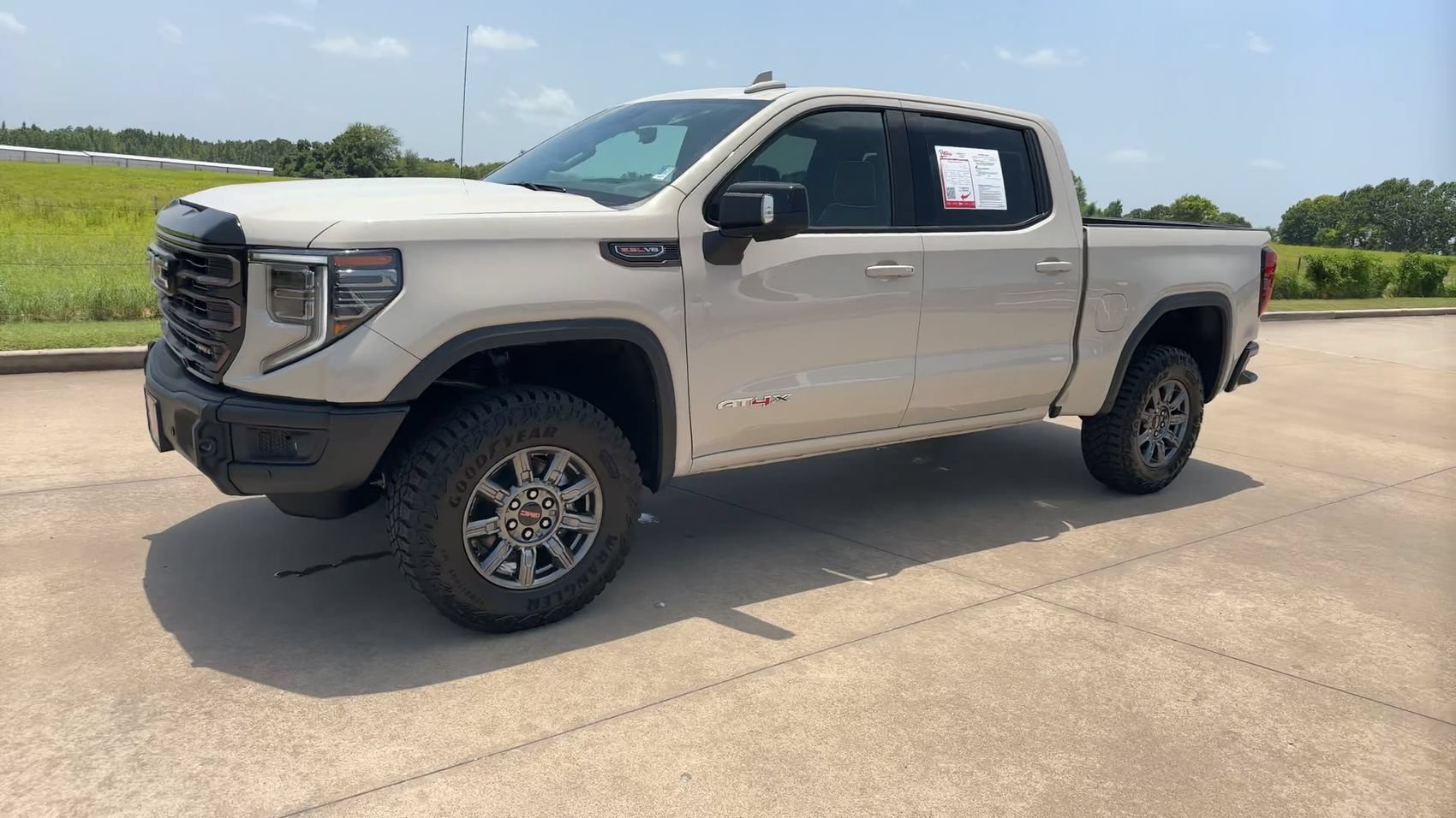Used 2026 GMC Sierra 1500 AT4X AWD/4WD image 5