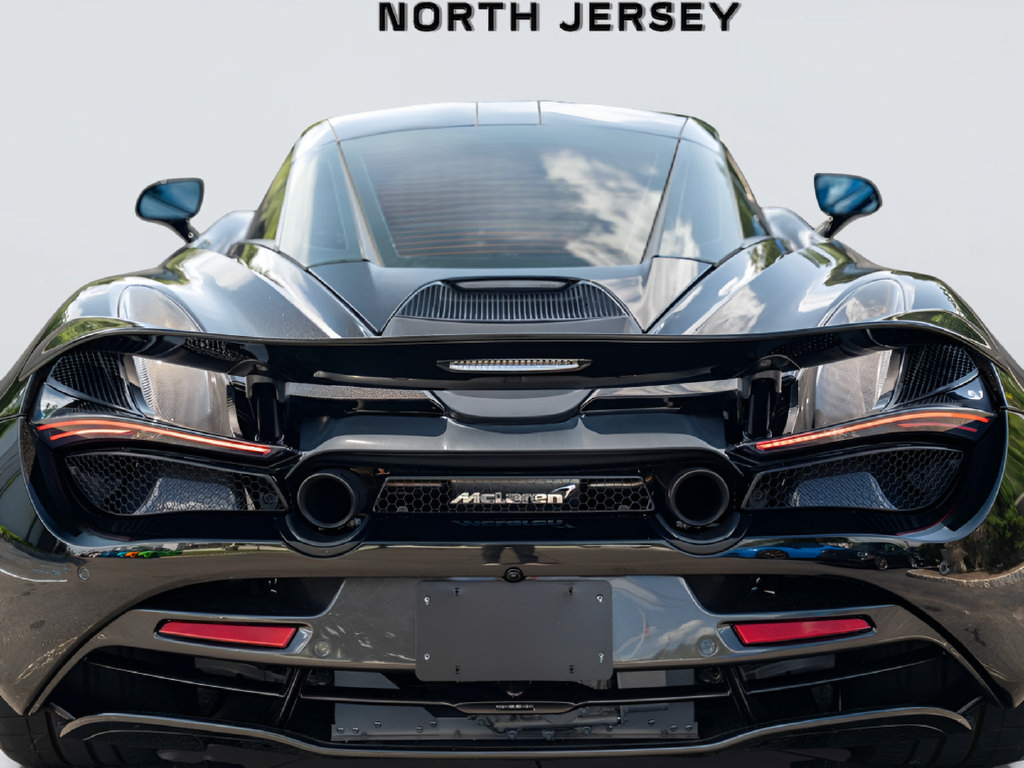 Used 2019 McLaren 720S RWD image 25
