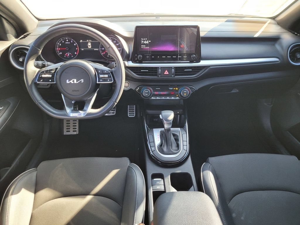 Used 2024 Kia Forte GT-Line w/ GT-Line Premium Package FWD image 13