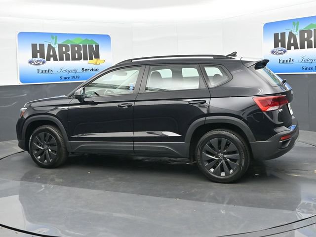 Used 2023 Volkswagen Taos S image 3