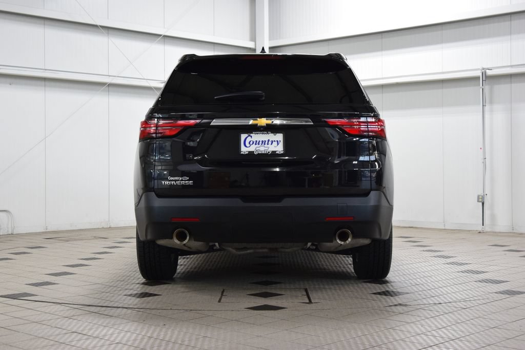 Used 2023 Chevrolet Traverse LS w/ Safety Package FWD image 7