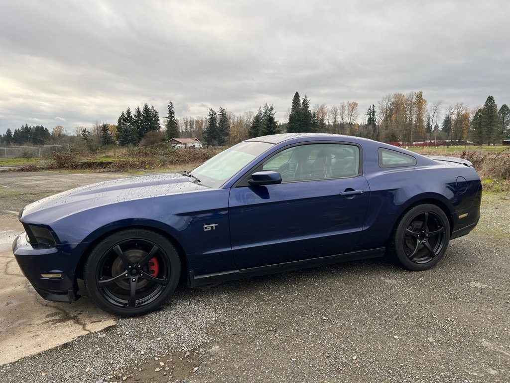 Used 2010 Ford Mustang GT image 22