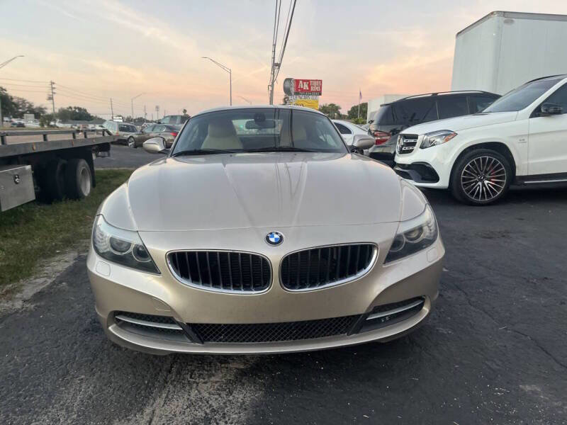 Used 2009 BMW Z4 sDrive30i image 12