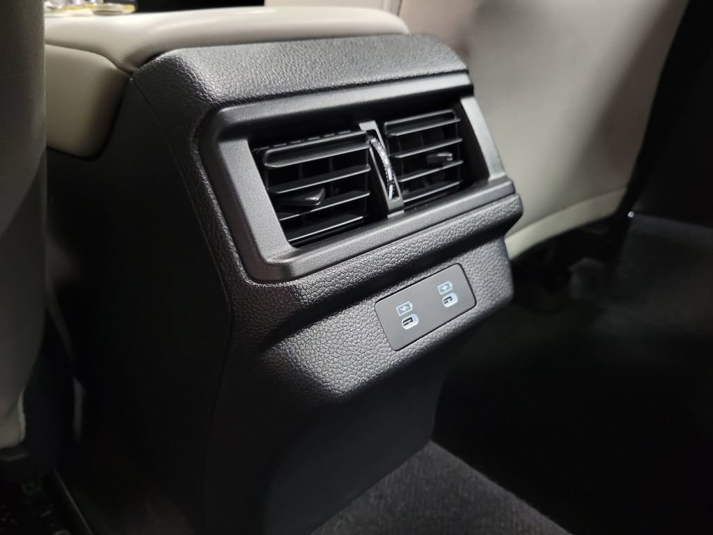 Used 2025 Honda Accord SE image 32