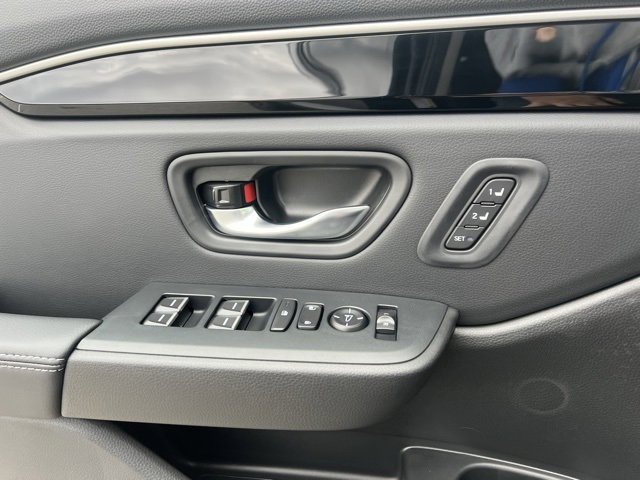 New 2025 Honda Pilot Touring image 25