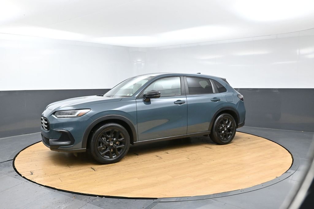 Used 2025 Honda HR-V Sport image 35