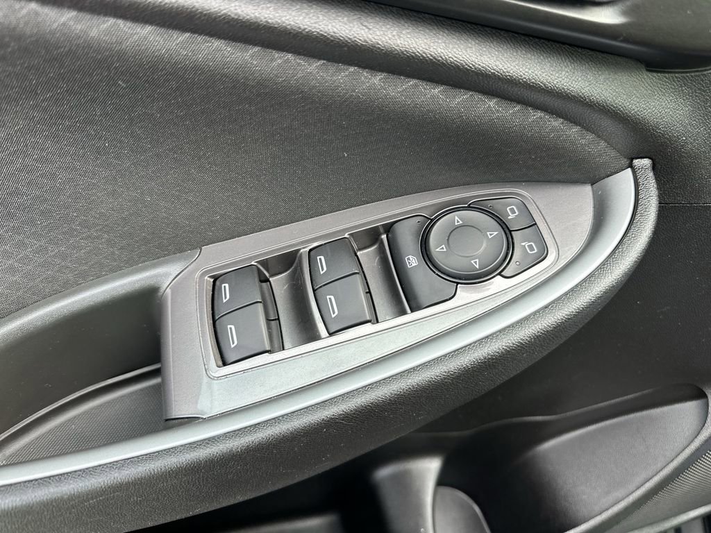 Used 2024 Chevrolet Malibu LS image 13