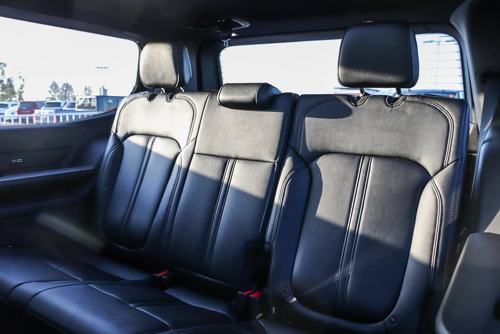 New 2026 Jeep Grand Wagoneer Limited AWD/4WD image 22