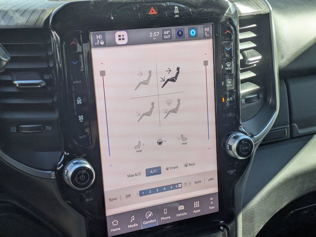 New 2026 RAM 2500 Big Horn AWD/4WD image 19